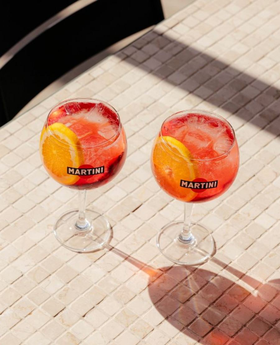 Martini Fiero & Tonic on Ice Toast