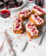 PLUM CAKES WITH PINOT NOIR ICING